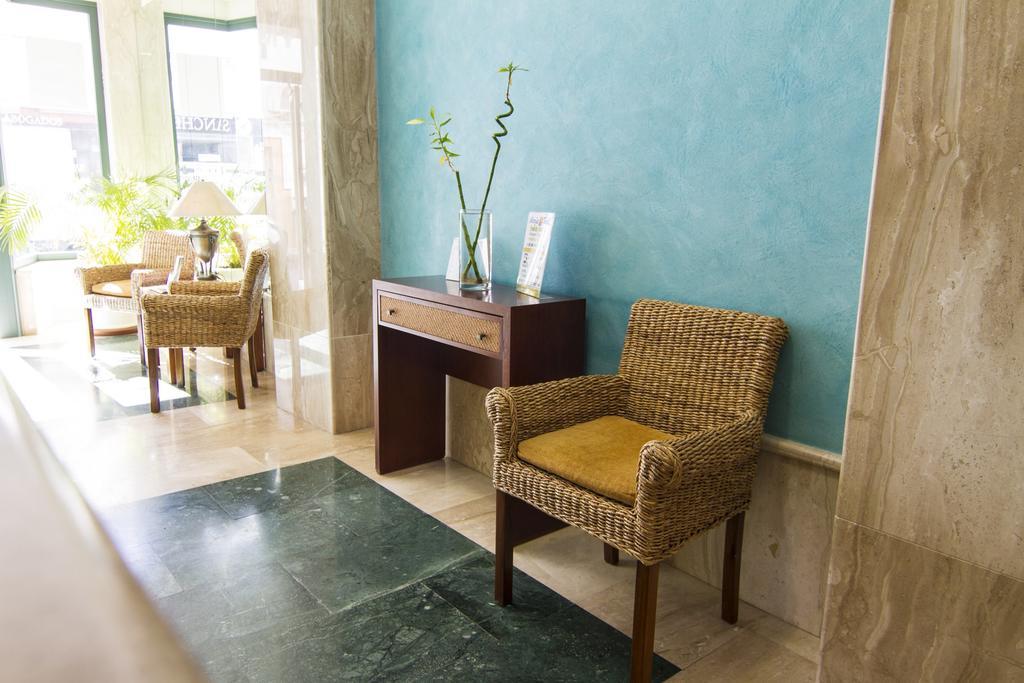 Apartamentos Jimmy Nerja Dış mekan fotoğraf