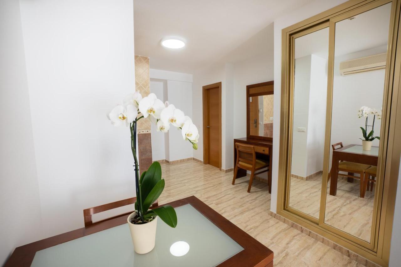 Apartamentos Jimmy Nerja Dış mekan fotoğraf