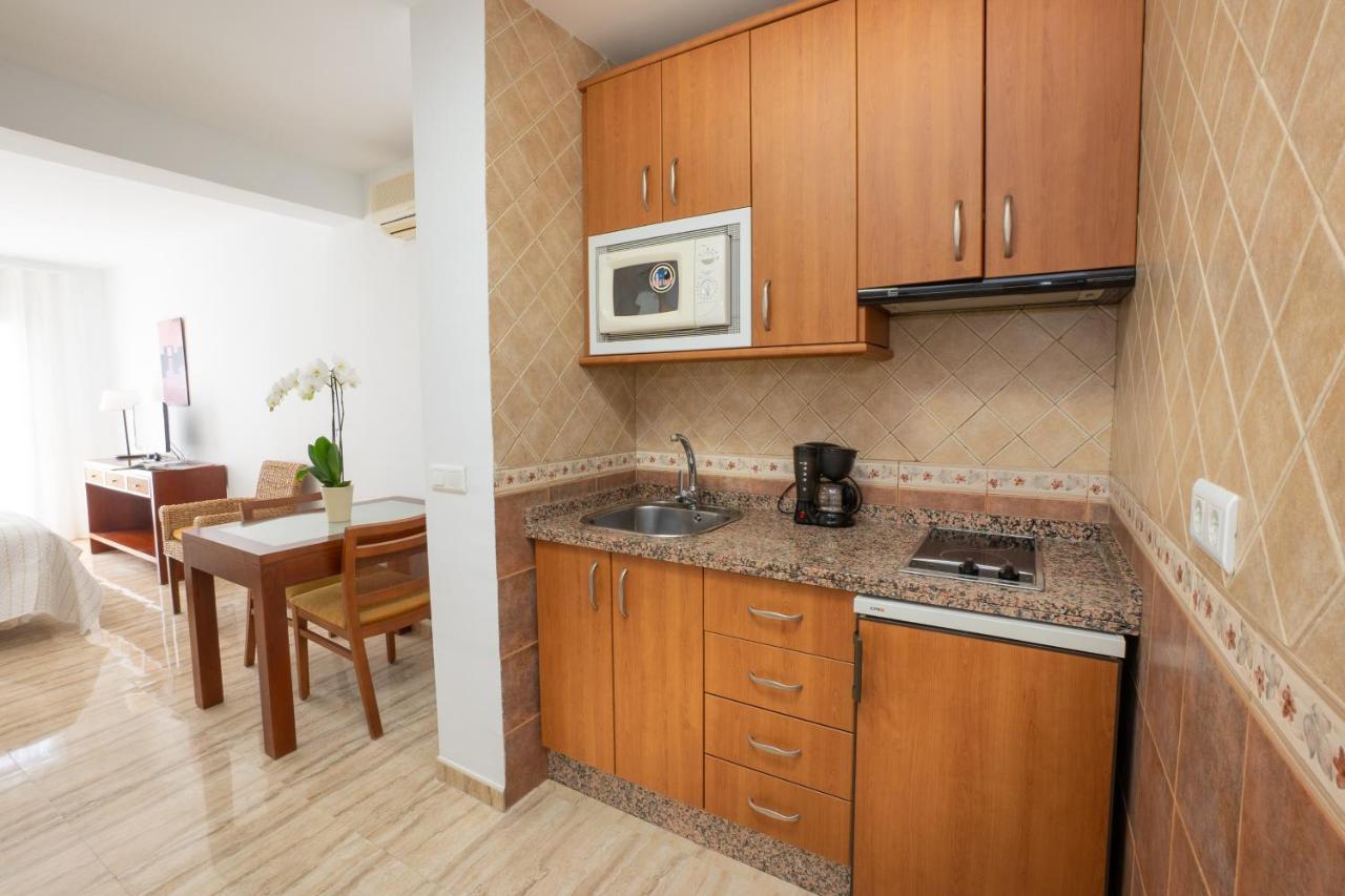 Apartamentos Jimmy Nerja Dış mekan fotoğraf